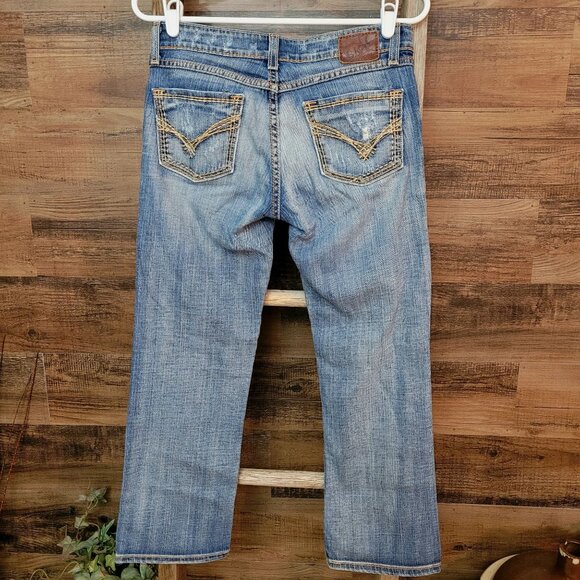 BKE Jeans Size 25 Low Rise Sarah Cropped Medium Light Wash Ripped Stretch - Picture 2 of 12